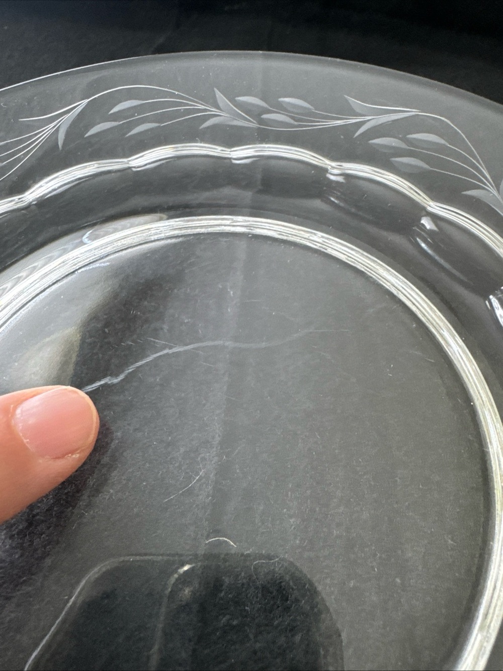 Set of 5 Fostoria Raleigh Crystal Clear 7 1/2” Salad Plates w/ Etched Lilies - Picture 8 of 8